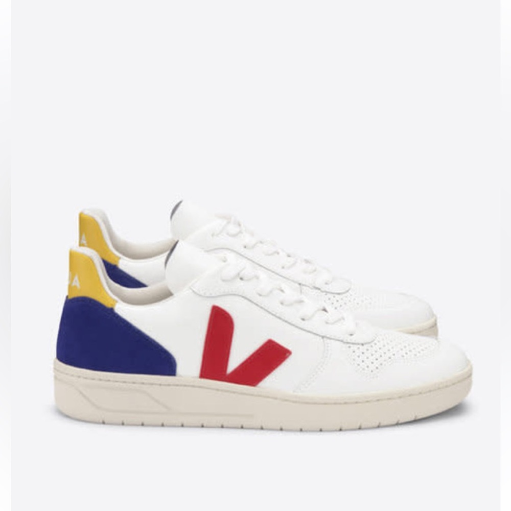 Veja V-10 Sneaker